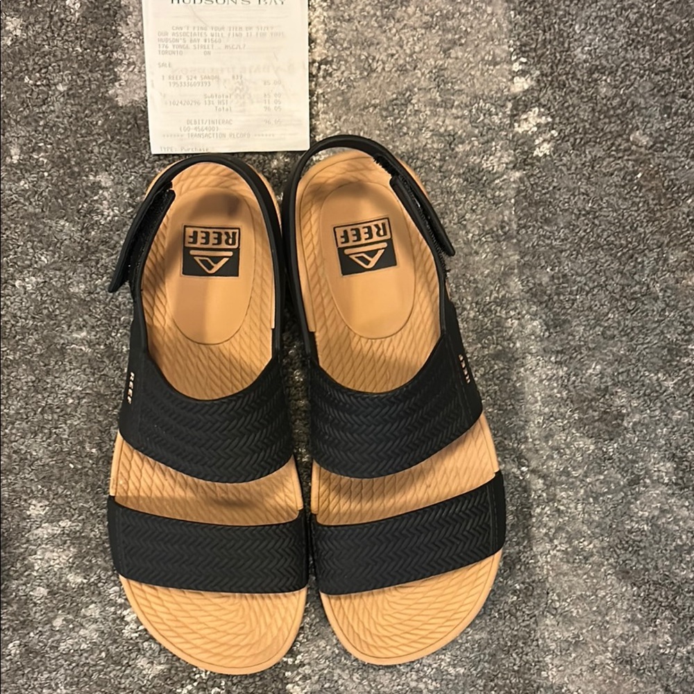 $85 each 2 $60 Reef Tan and Black Slide Sandals size 7 - Picture 12 of 12